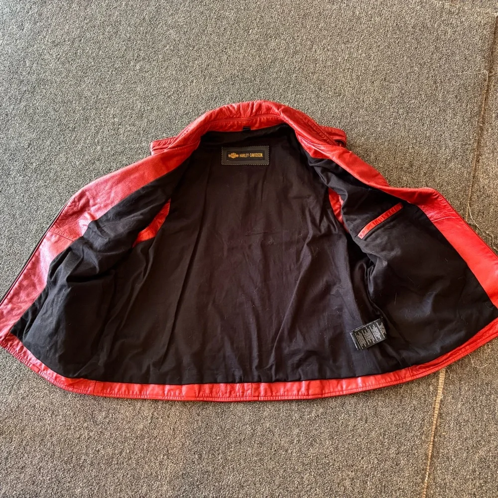 Harley-Davidson Red Leather Biker Vest - Picture 4 of 7